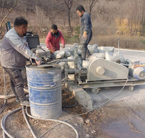 叶城路面下沉注浆